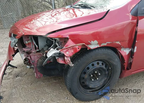 2013 Toyota Corolla Le z USA, uszkodzony, nr VIN 2T1BU4EE2DC965947